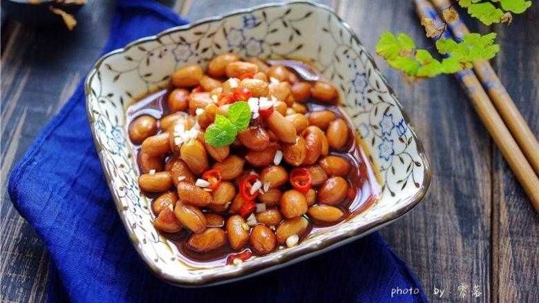 La recette du riz aux cacahuètes au vieux vinaigre est croquante, sucrée et acidulée !