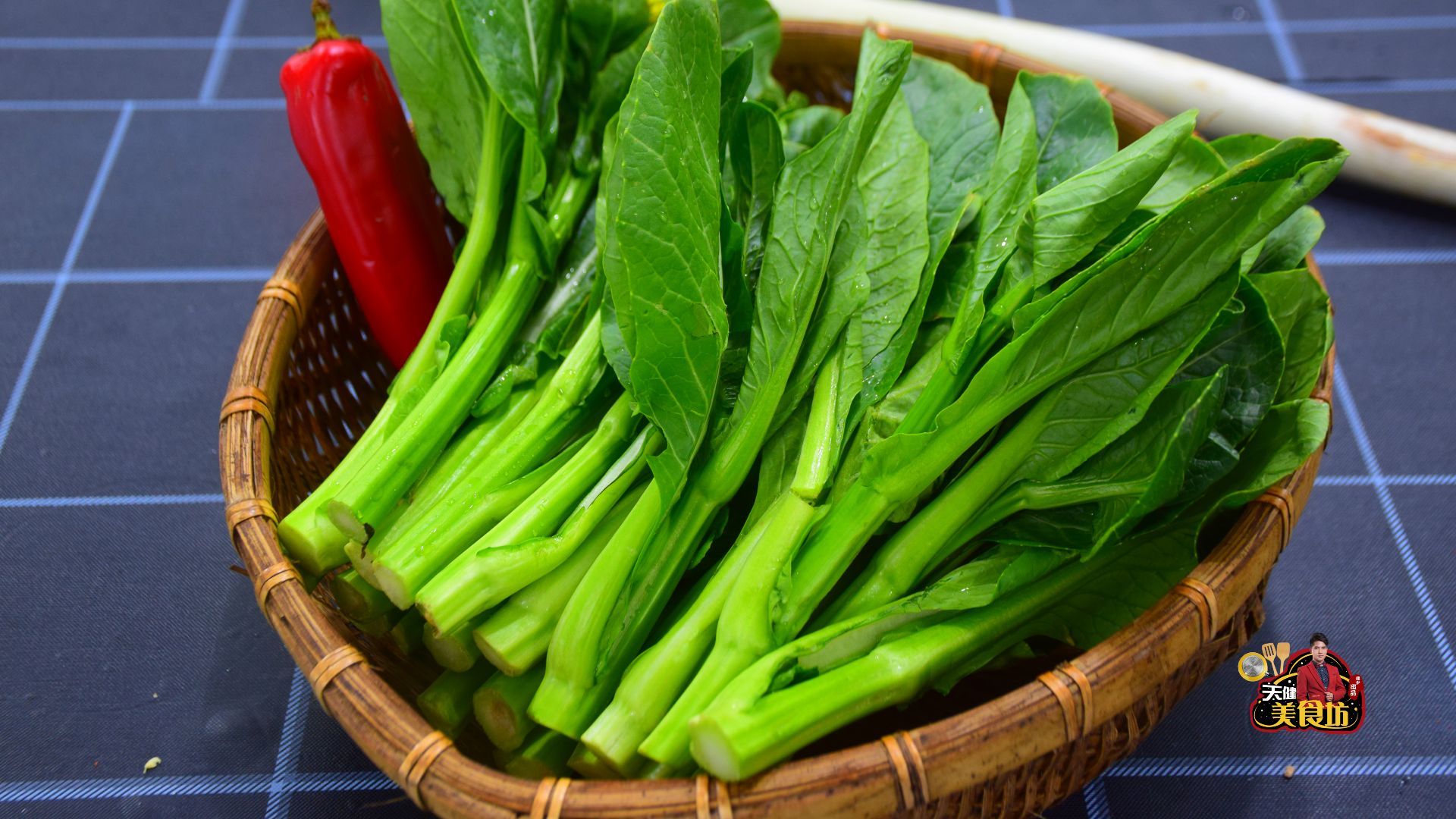 白灼菜心的做法，清爽营养！（附料酒提升口味、如何炖出菜心的最佳口感）