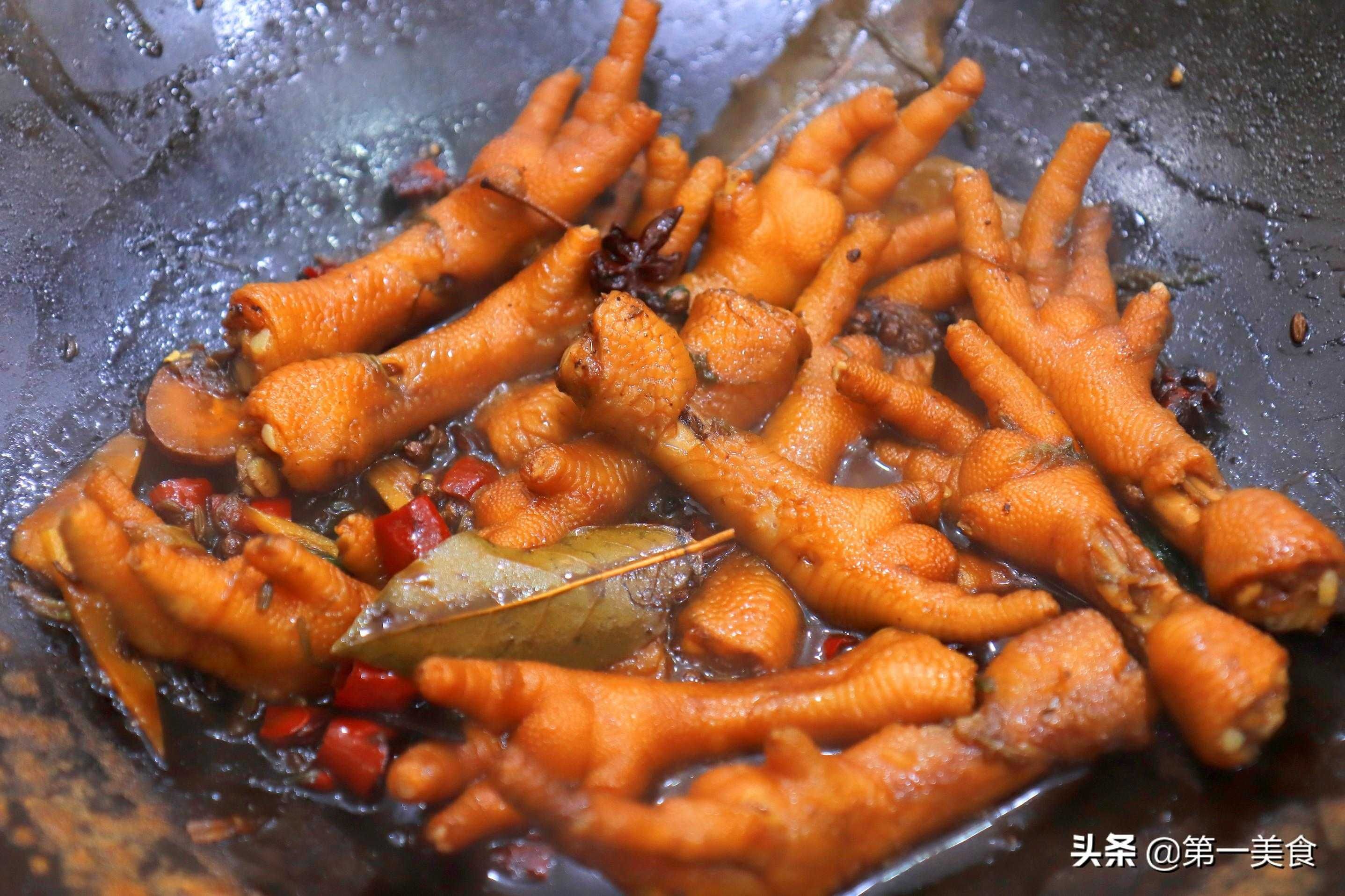 酱鸡爪的做法，美味爽口！（精选酱鸡爪的特色调料、烹调技巧分享）