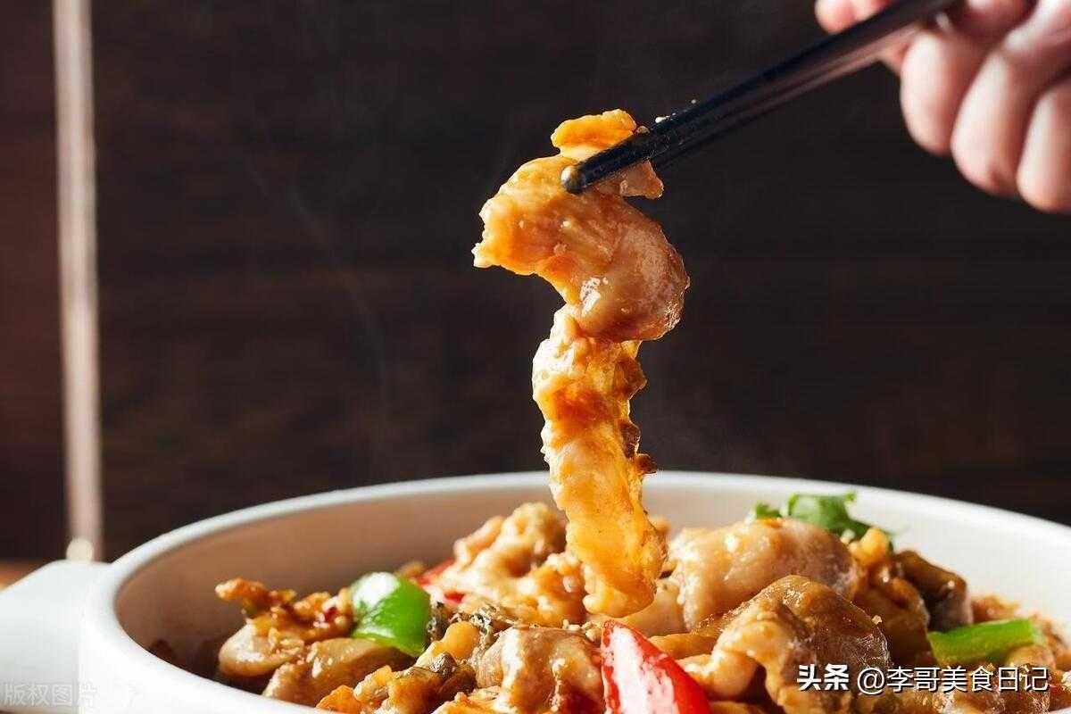 草鱼的烹饪方法大全家常版，给你独特的鱼香和滋味