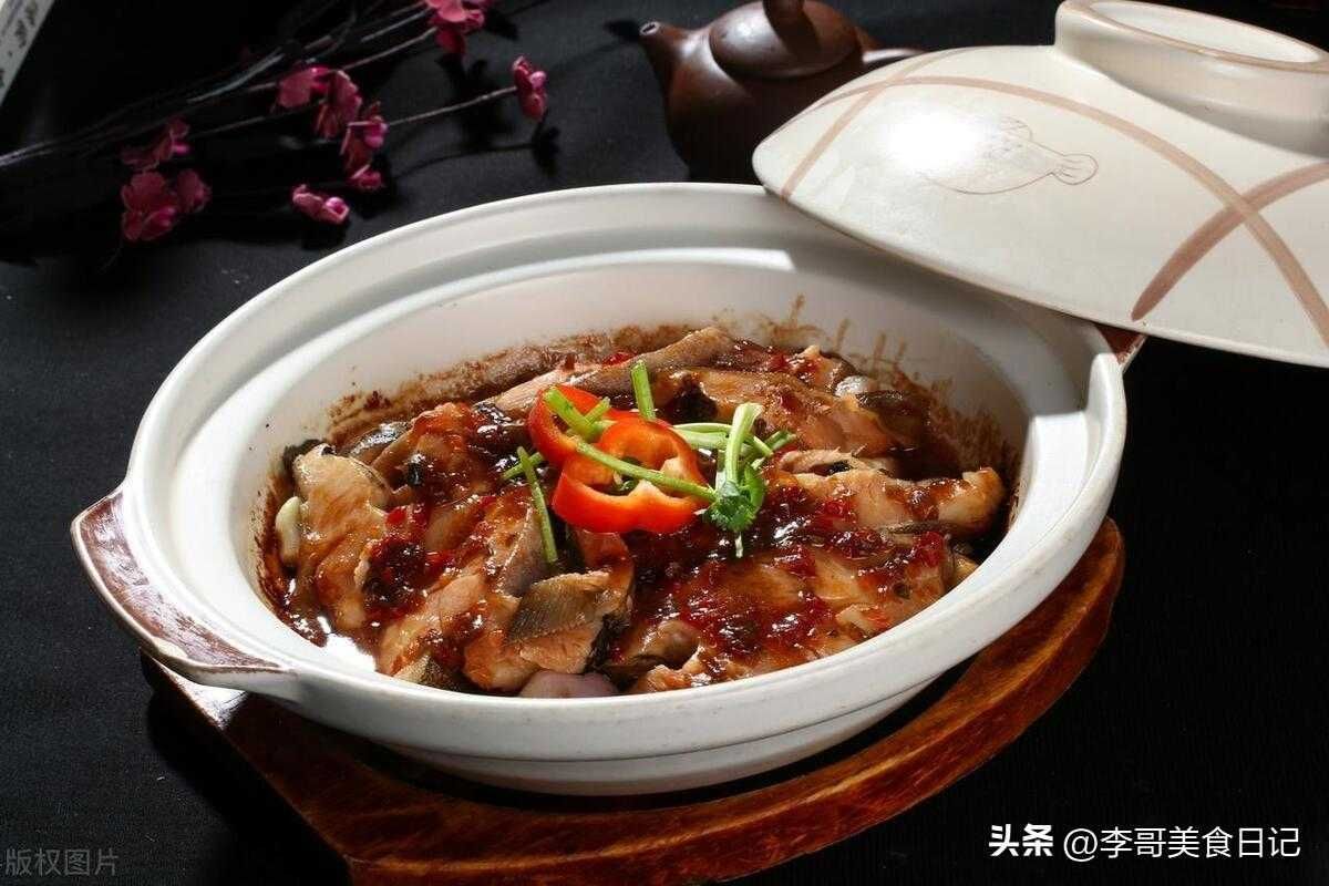 草鱼的烹饪方法大全家常版，给你独特的鱼香和滋味