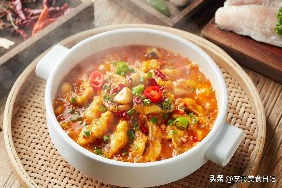 草鱼的烹饪方法大全家常版，给你独特的鱼香和滋味