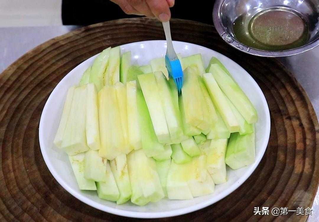 家常烧茄子多种做法大全，香气四溢诱人食欲