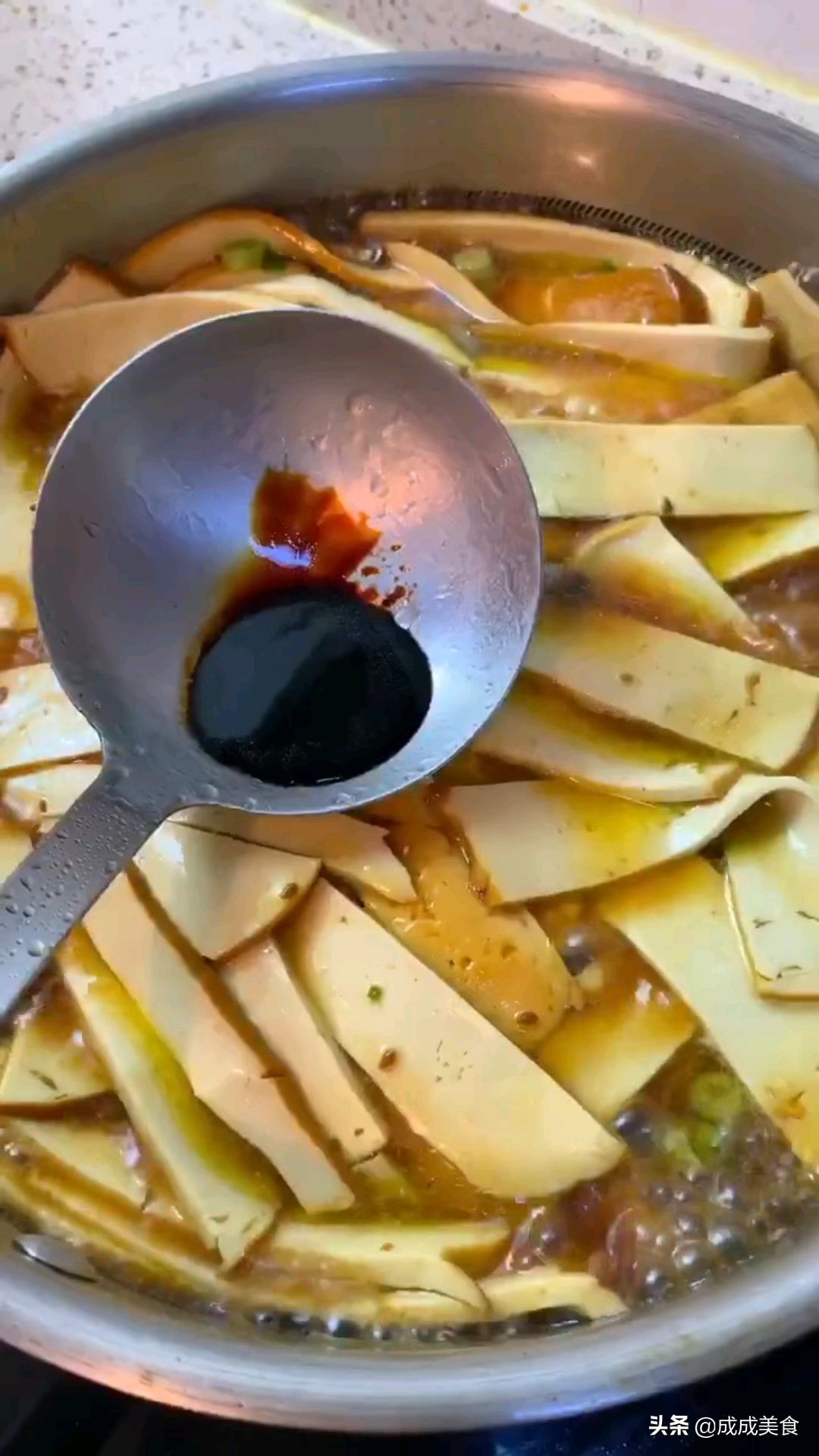 素鸡豆腐：精选的素鸡豆腐菜谱大全，味道丰富营养均衡！