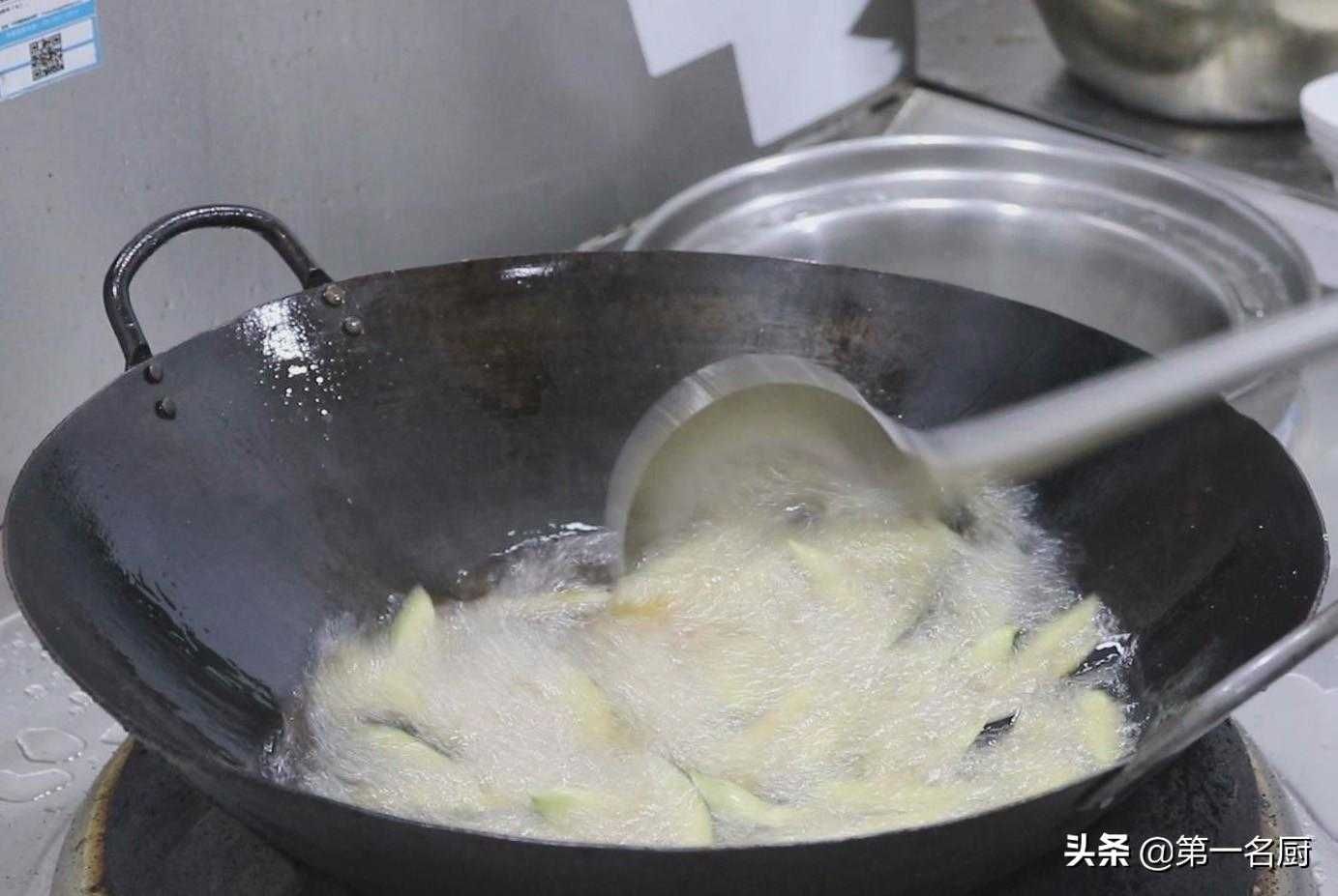 风味茄子的做法：多种风味茄子制作方法，口感丰富，营养美味，满足不同口味需求。