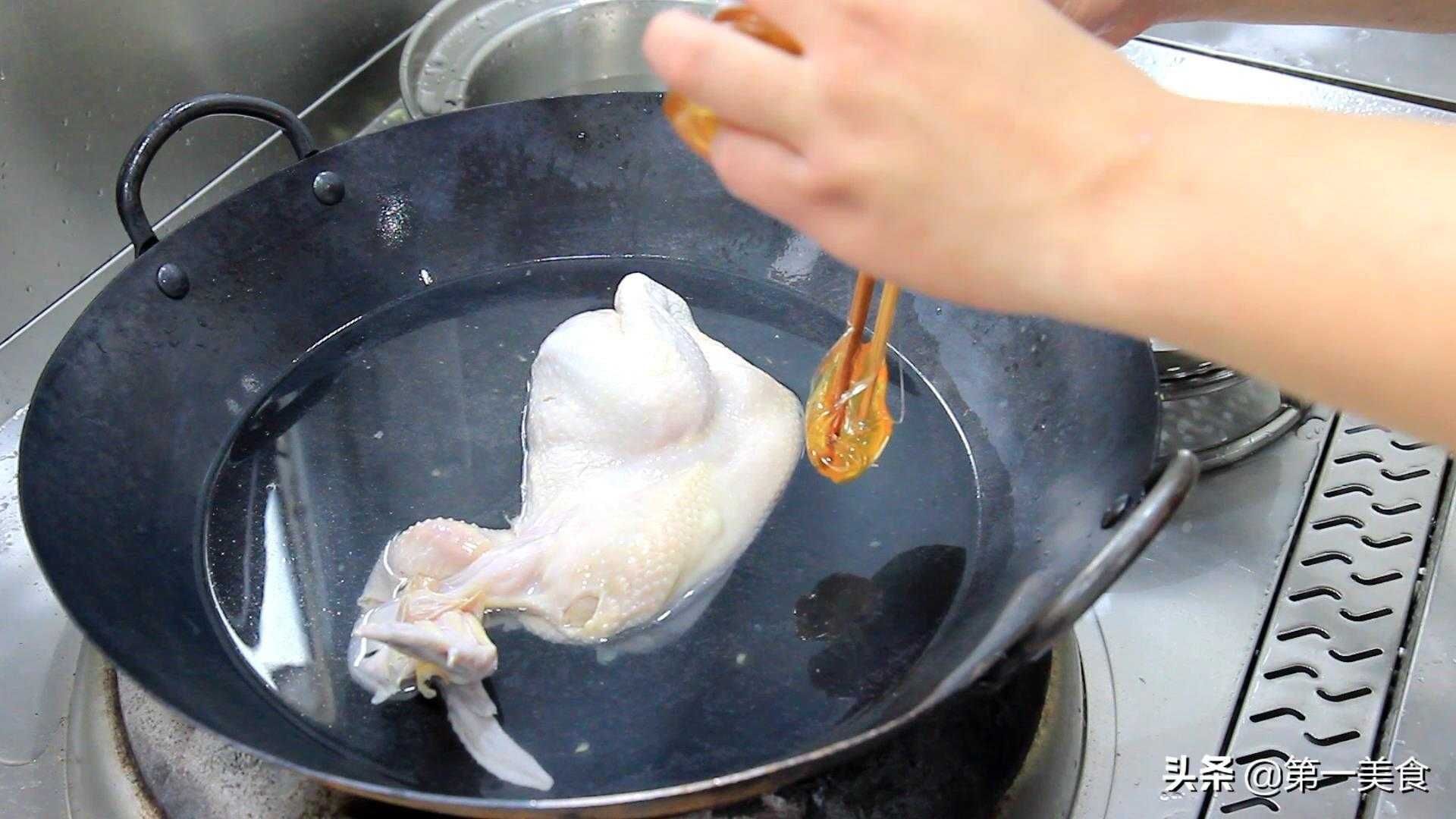 烧鸡的做法：烧鸡的制作步骤和配料，色香味俱佳的美味家常菜谱！