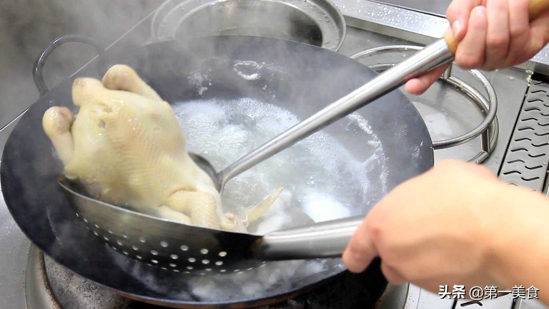 烧鸡的做法：烧鸡的制作步骤和配料，色香味俱佳的美味家常菜谱！