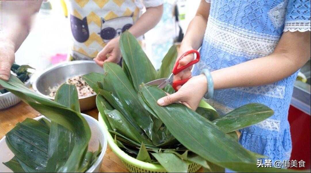 粽子做法：传统粽子的制作方法与包粽子的步骤和窍门，端午佳节必备。