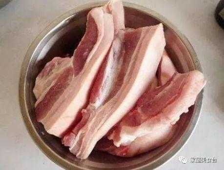 腊肉的做法：腊肉的制作方法和腌制技巧，口感香醇，诱人风味。