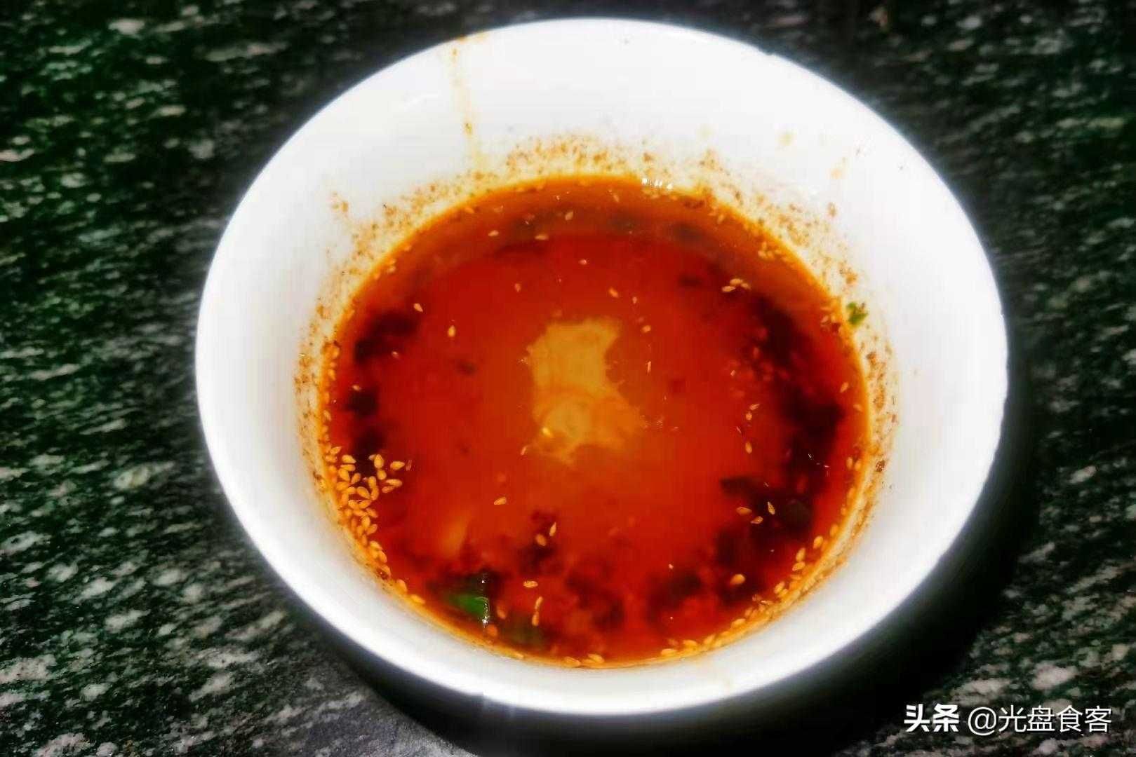 一起来尝试制作臭豆腐的经典做法，挑战你的味蕾！