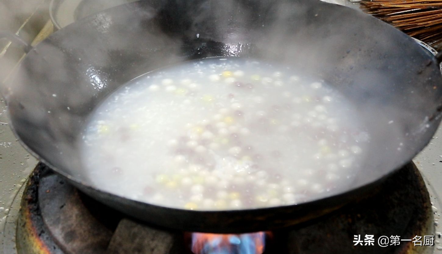 酒酿汤圆的做法：简单易学！美味又营养的酒酿汤圆制作秘诀大揭露