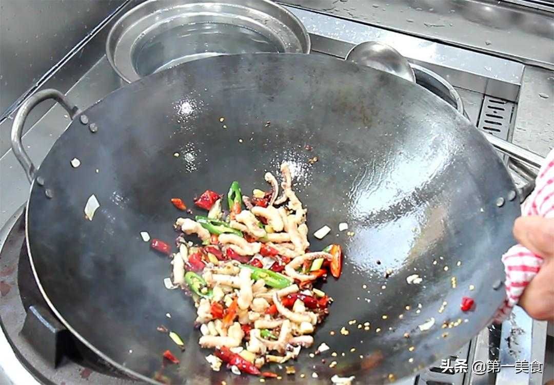 鱿鱼丝的做法：口感Q弹，味道鲜美！教你轻松制作美味鱿鱼丝