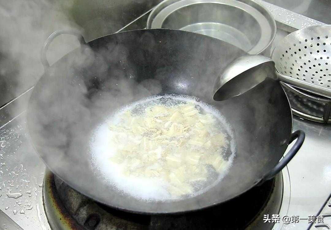 香菇：鲜美滑嫩，丰富多样！教你做香菇的多种料理方法