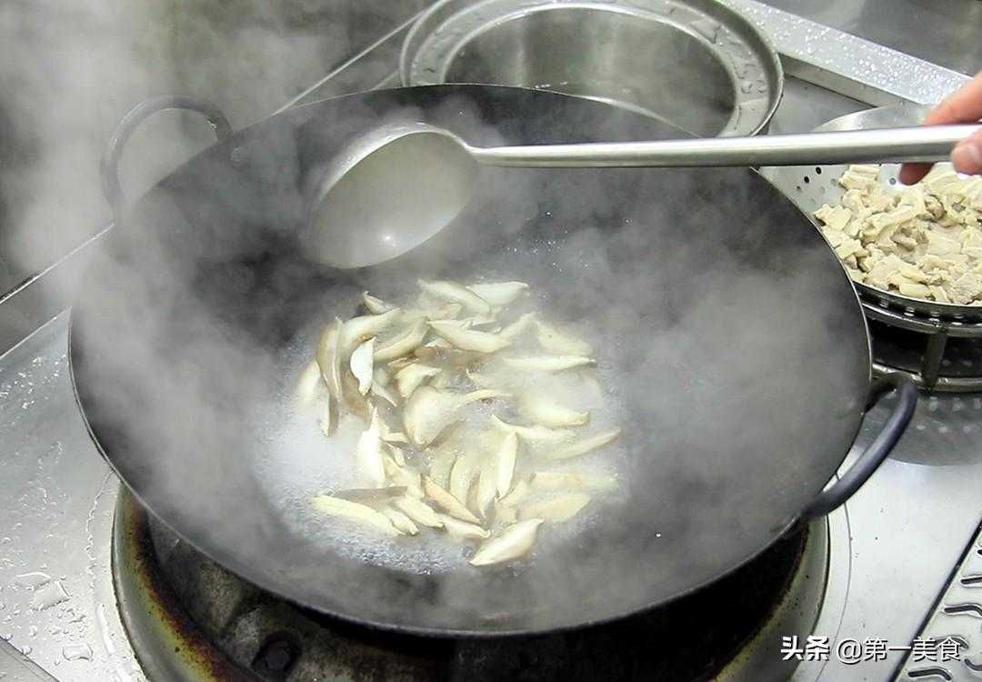 香菇：鲜美滑嫩，丰富多样！教你做香菇的多种料理方法