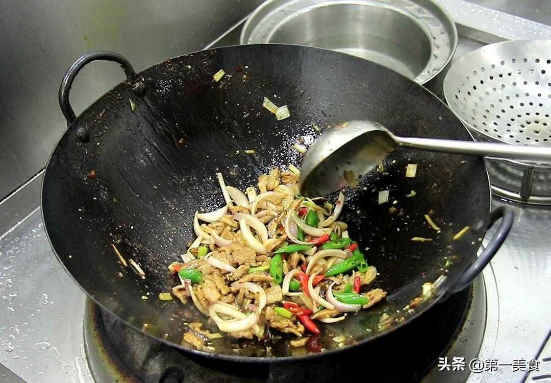 香菇：鲜美滑嫩，丰富多样！教你做香菇的多种料理方法