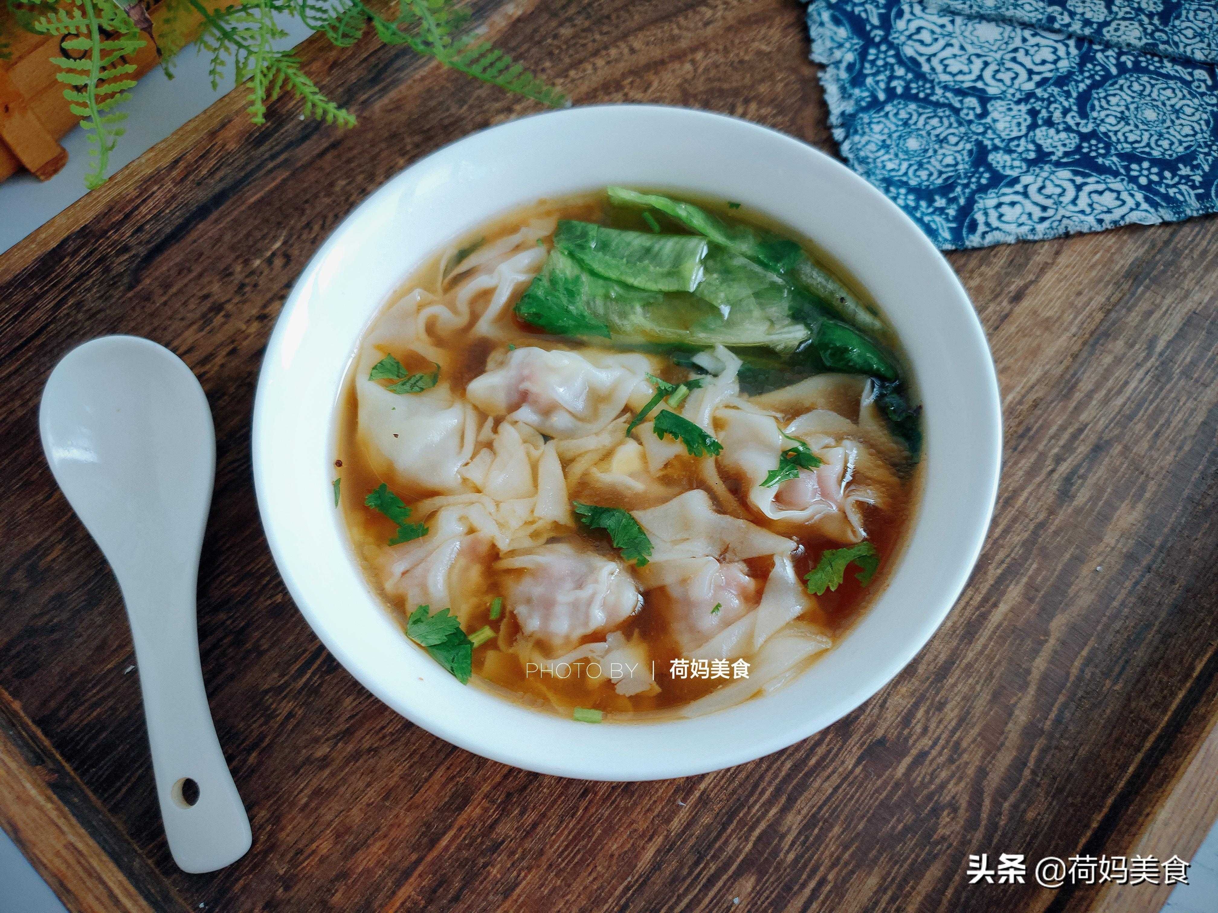 牛肉馄饨馅的做法：制作鲜香多汁的牛肉馄饨馅，开启满满肉香的美味旅程！