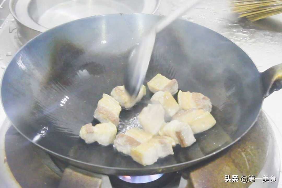 家常红烧肉，肥而不腻，滋味无穷