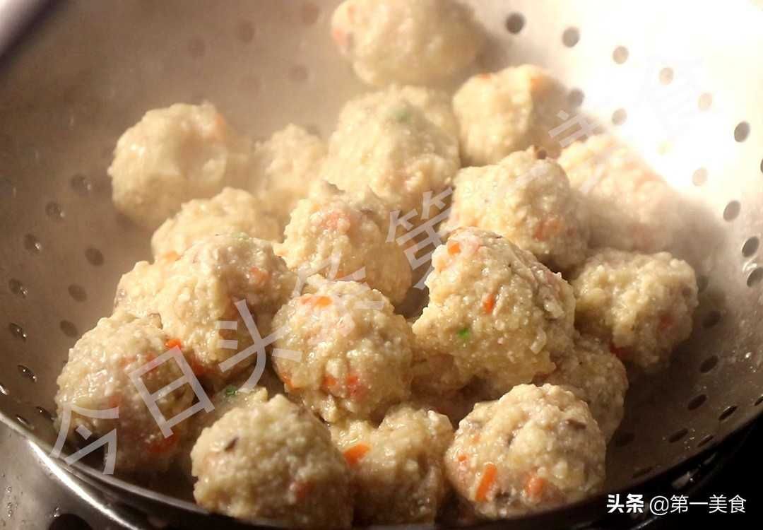 丸子汤的做法，丰富味道，营养美味并重