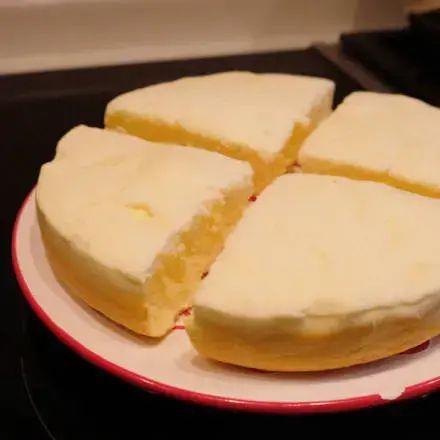 电饭煲蛋糕的做法大全，轻松自制甜点：分享使用电饭煲制作各种口味蛋糕的方法和秘籍