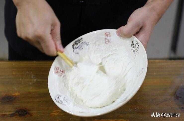 小时候最爱吃的一道美食：辣椒糊涂，好吃开胃又下馍，值得一试