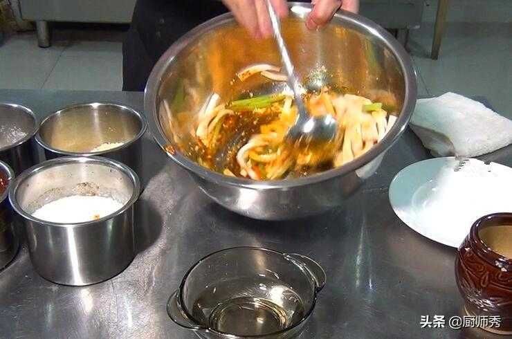 春天这样做千叶豆腐，简单美味又家常，比干锅千叶豆腐还要好吃