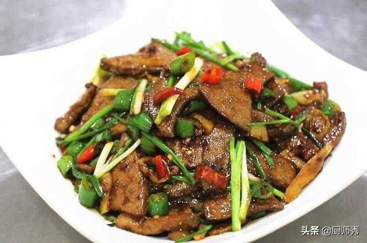 这才是猪肝的最佳吃法，嫩滑爽口，脆而不腥，怪不得这么好吃