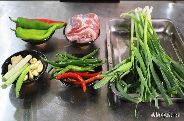 回锅肉的家常做法，掌握这方法，肥而不腻，入口浓香，下饭菜首选