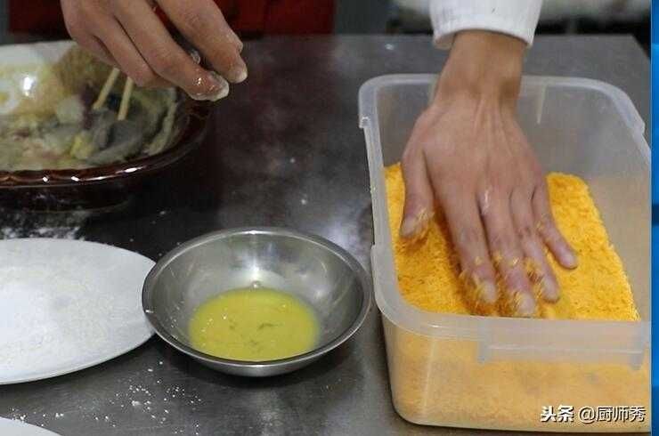 这样做鱼排，外酥里嫩制作简单，比焦溜鱼片好吃的多