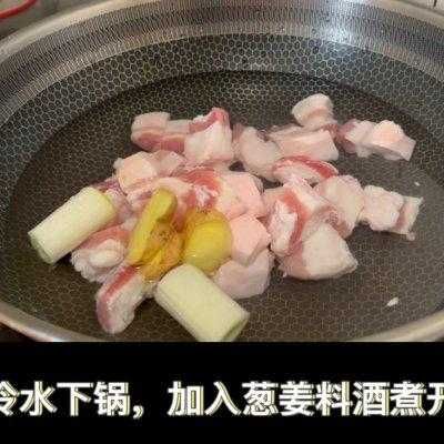 红烧肉炖土豆