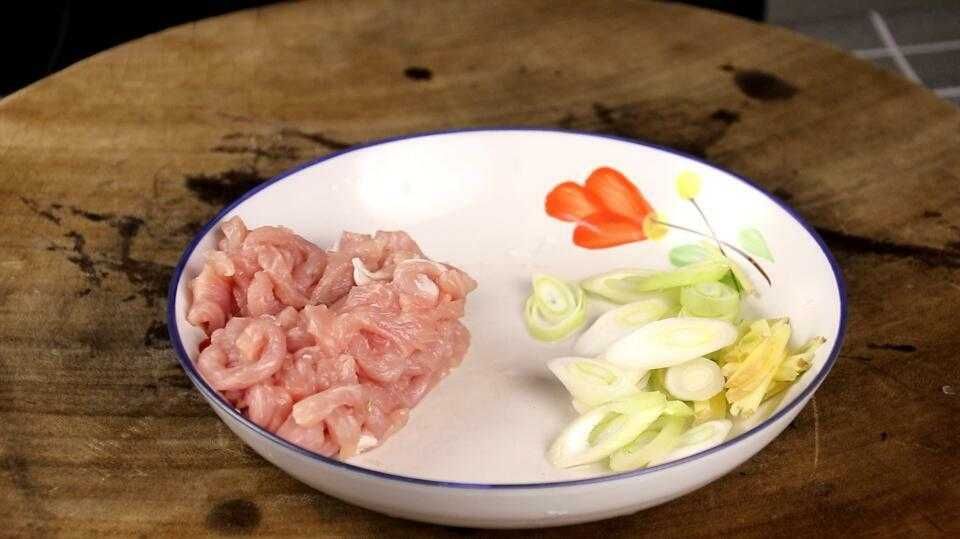 肉丝炒面