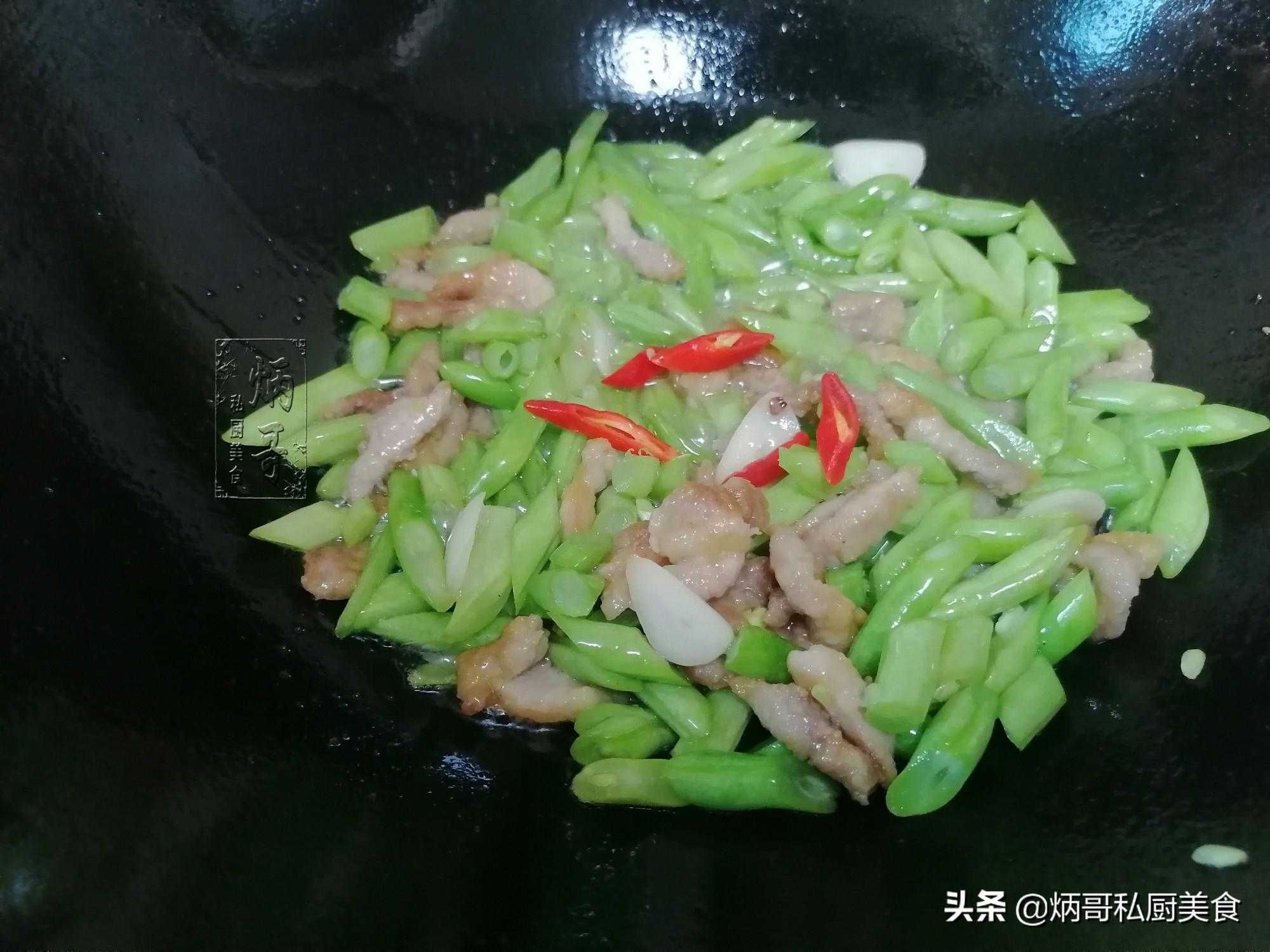 豆角炒肉的做法