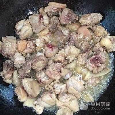 土豆烧鸡