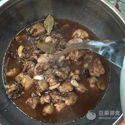 土豆烧鸡