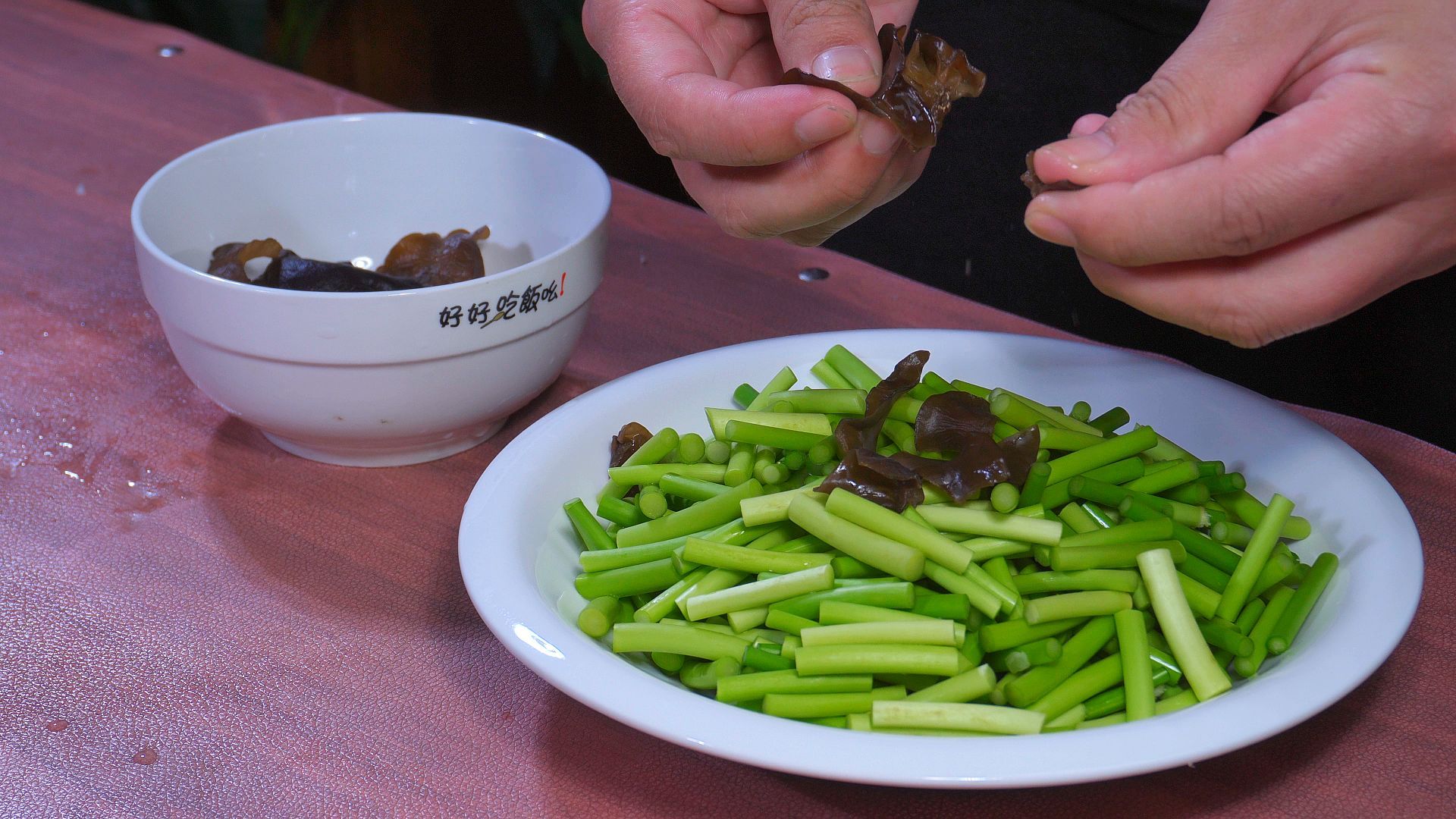 立夏将至，这种“天然青霉素”要多吃，酸辣爽口，不少人没吃过